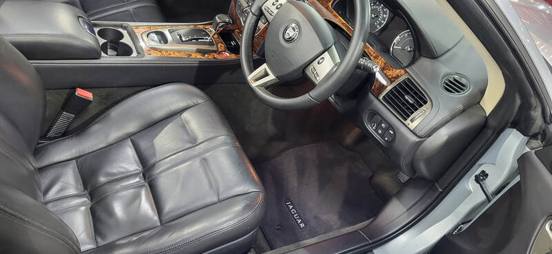 Interior Deep Clean & Exterior Detailing