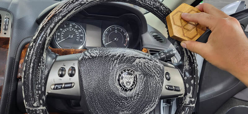 Interior Deep Clean & Exterior Detailing