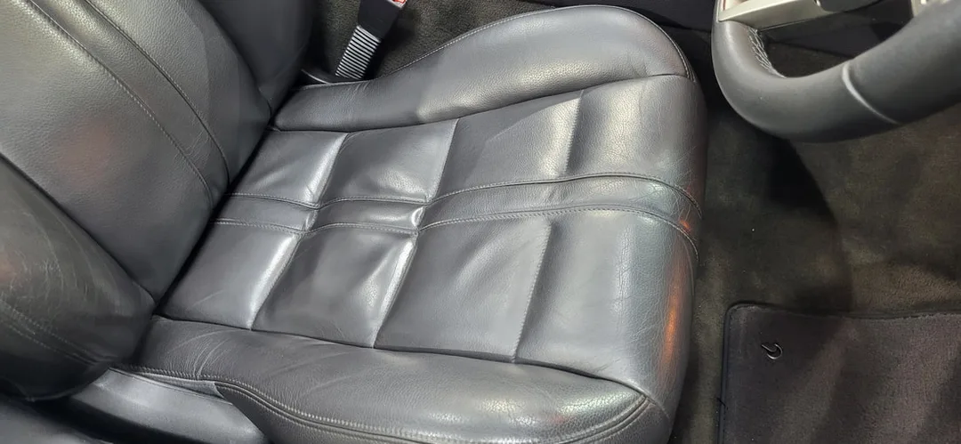 Interior Deep Clean & Exterior Detailing