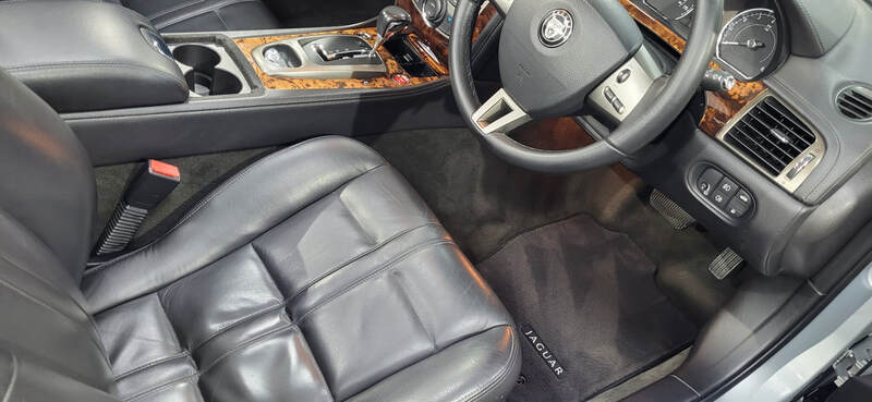 Interior Deep Clean & Exterior Detailing