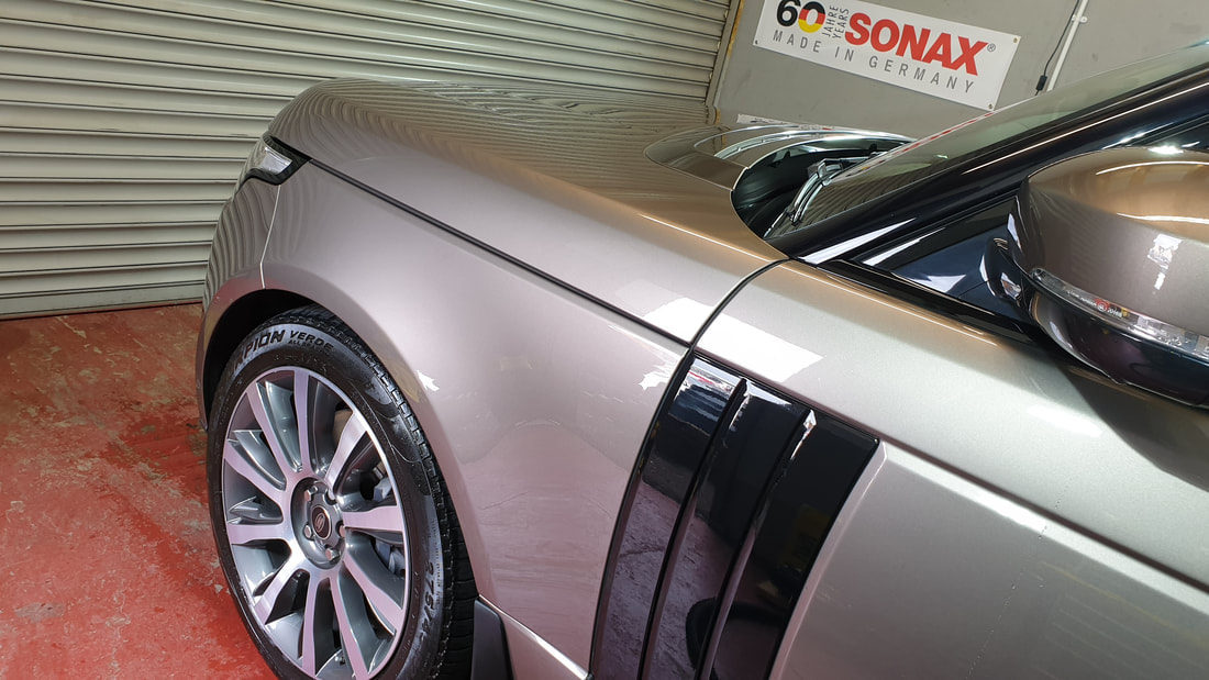 Gold Paint Correction Detail - Range Rover Vogue