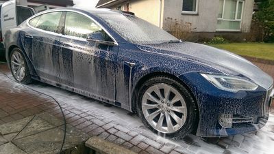 Tesla Model S 75D KubeBond Diamond 9H Ceramic Coating Maintenance Detail.