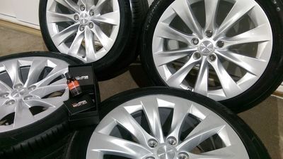 Tesla Alloys Wheels Ceramic Coating.